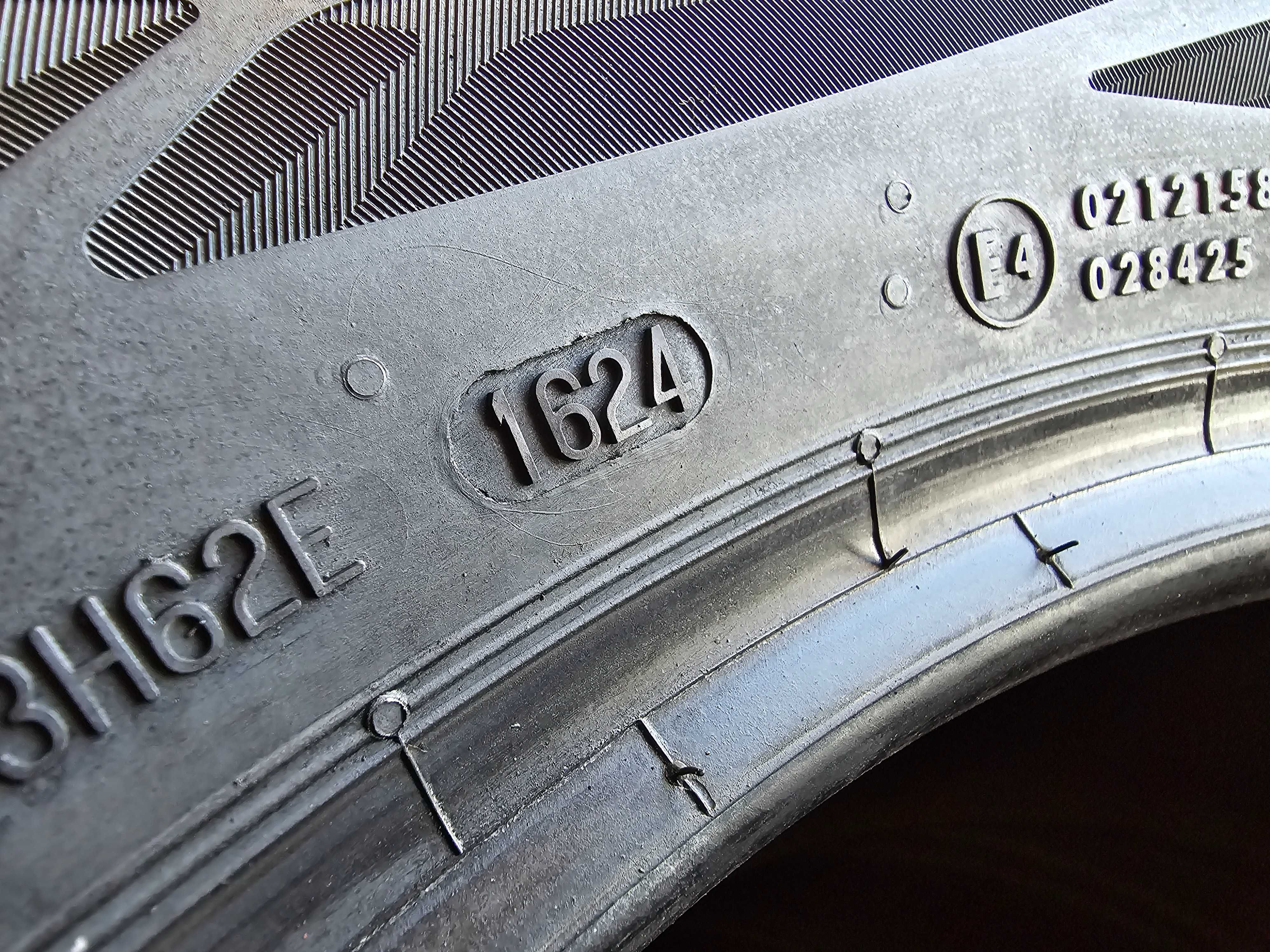 Sprzedam Nowe opony 235/55 18" Continental EcoContact 6 letnie 2024r