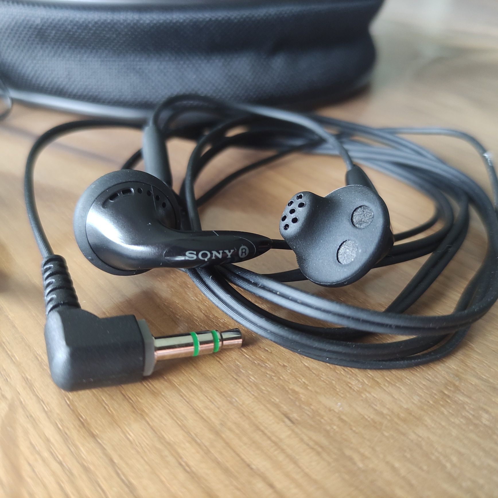 Discman Panasonic SL-CT520, pilot, pokrowiec + gratis słuchawki SONY.