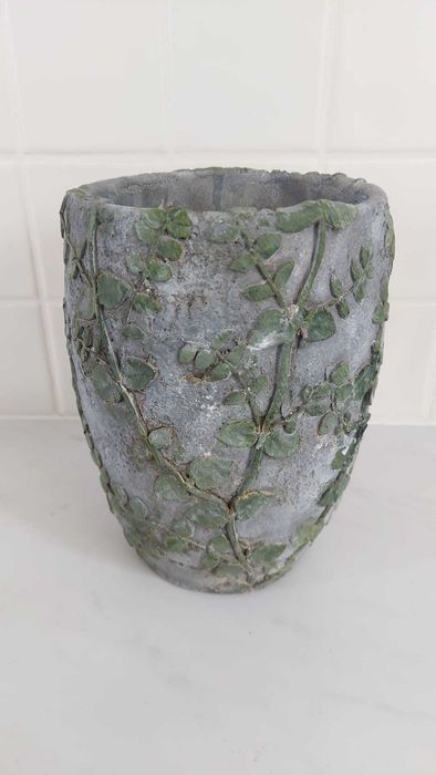 Vaso de cimento feito à mão Plantalivre 15,5 cm