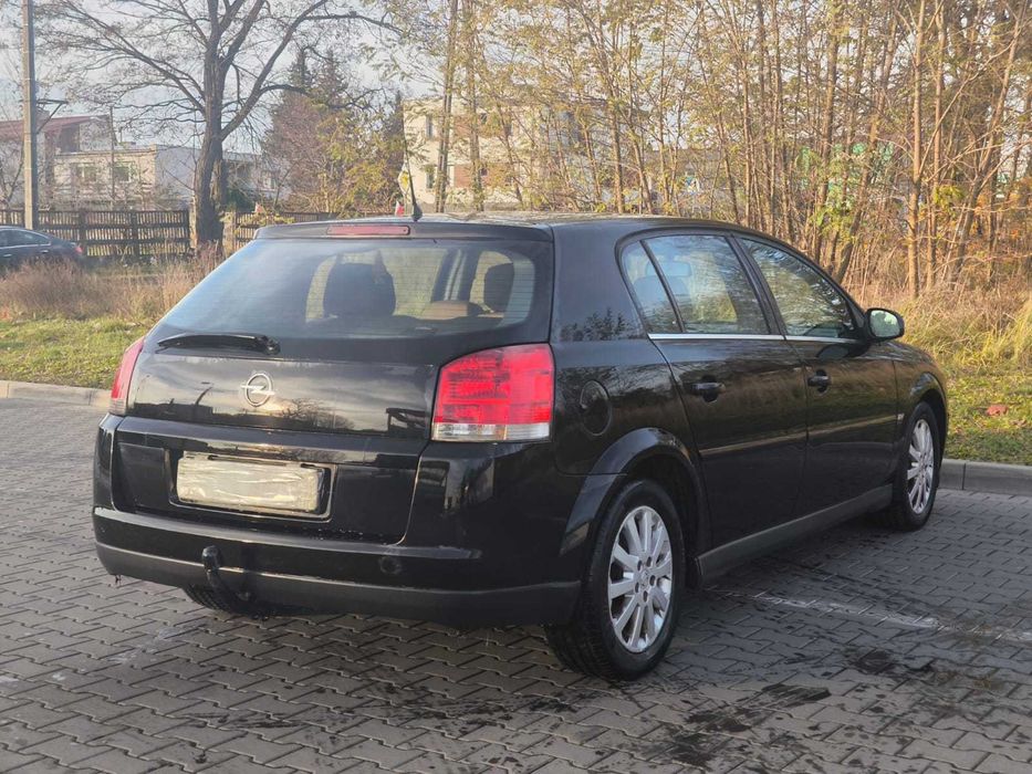Opel Signum 1.8 Benzyna + LPG • 2003 • 122 KM • Rodzinne Kombi
