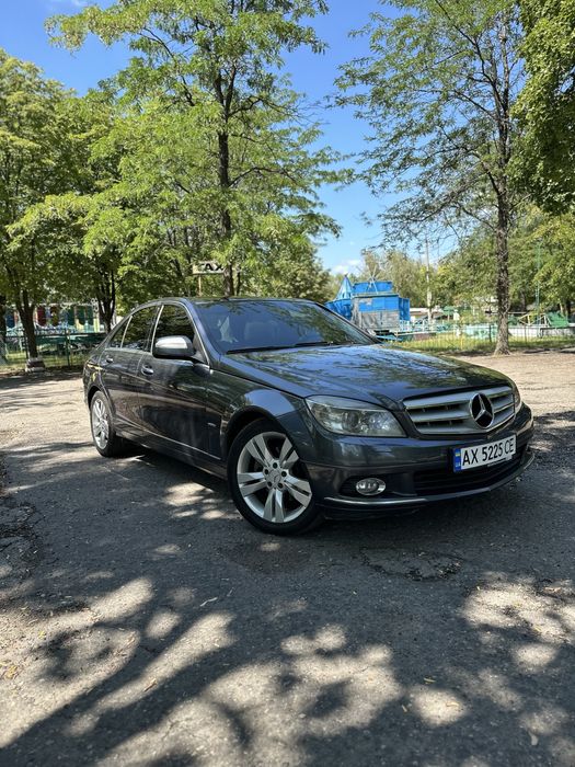 Мерседес Бенс с280 4matic