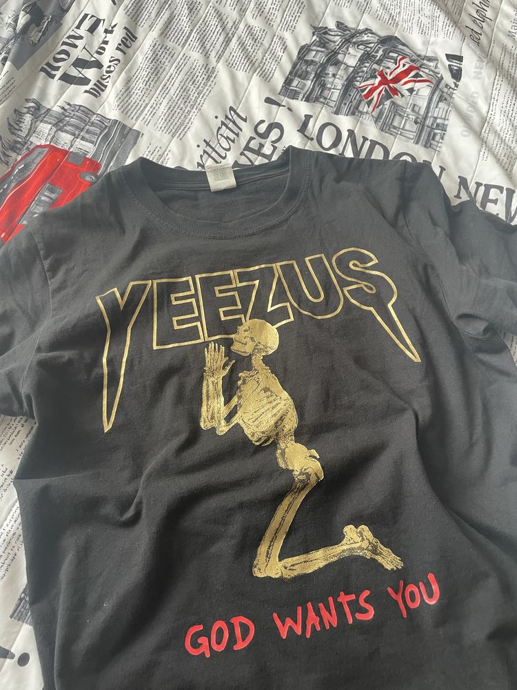 Футболка YEEZUS kanye west merch gosha rubchinskiy черные псы