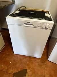 Máquina de Lavar Louça Kunft KDW2743 WH