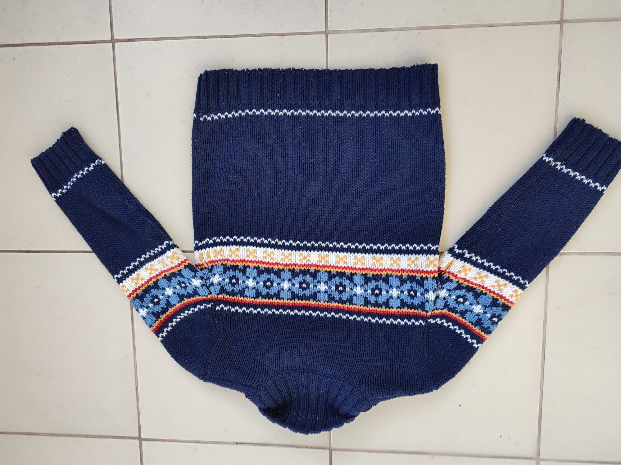 Swetr bluza ciepła dla chłopca rozmiar 122-128