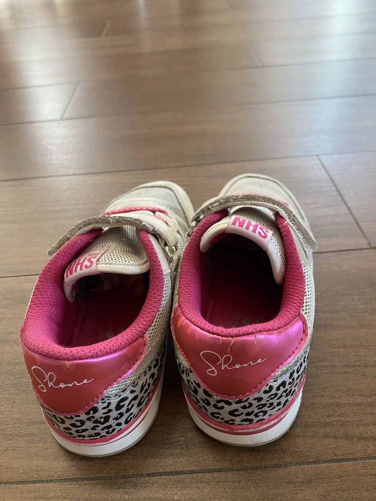 Buty sportowe dla dziewczynki, rozmiar 30 Shone