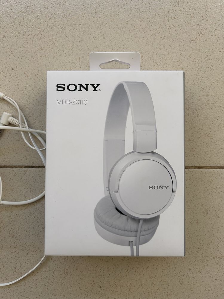 Fones Sony MDR - ZX110 Brancos