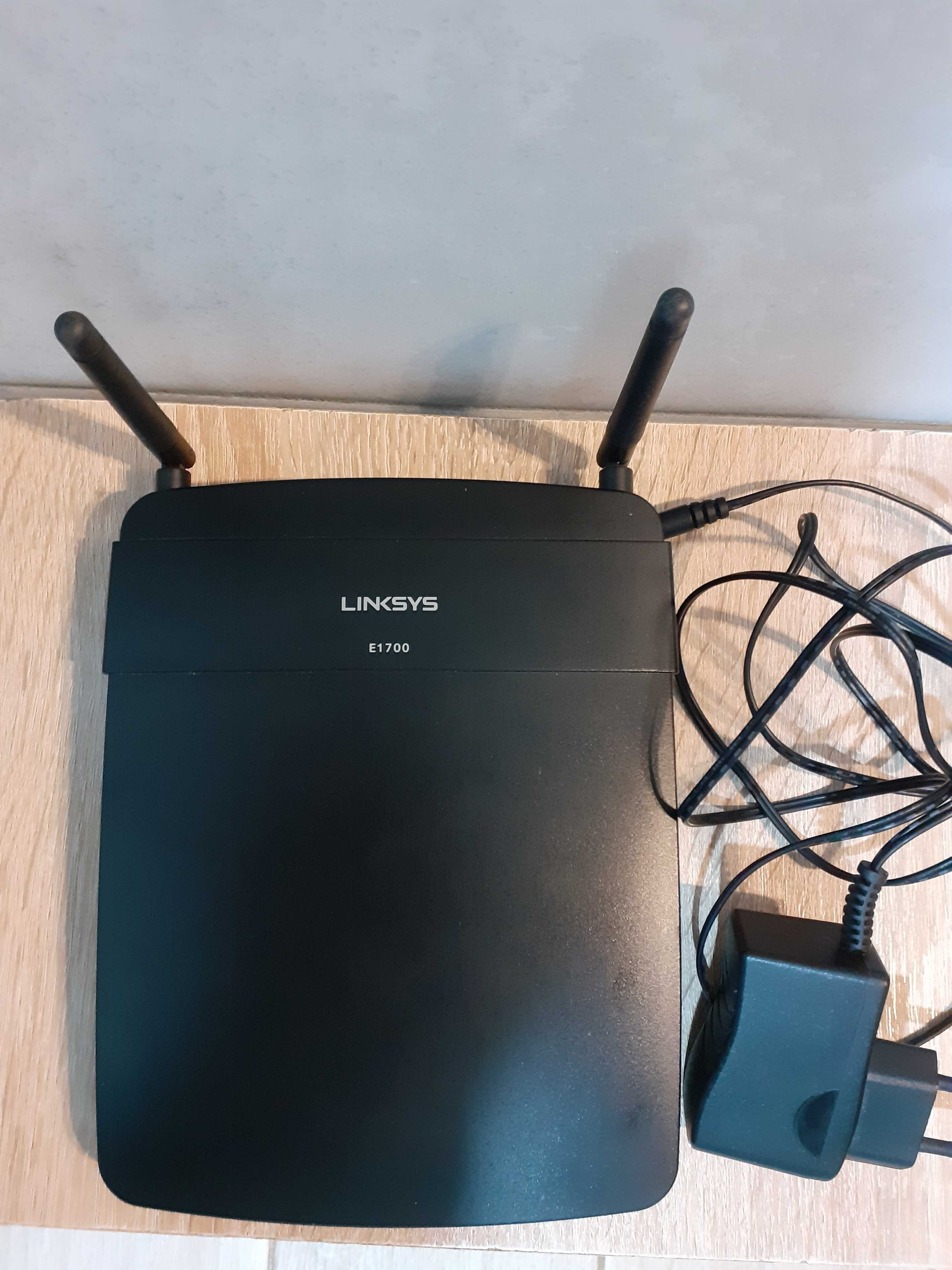 Linksys E1700 Маршрутизатор