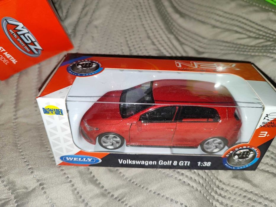 Welly VW Volkswagen Golf 8 GTI model nowy w pudełku 1/38