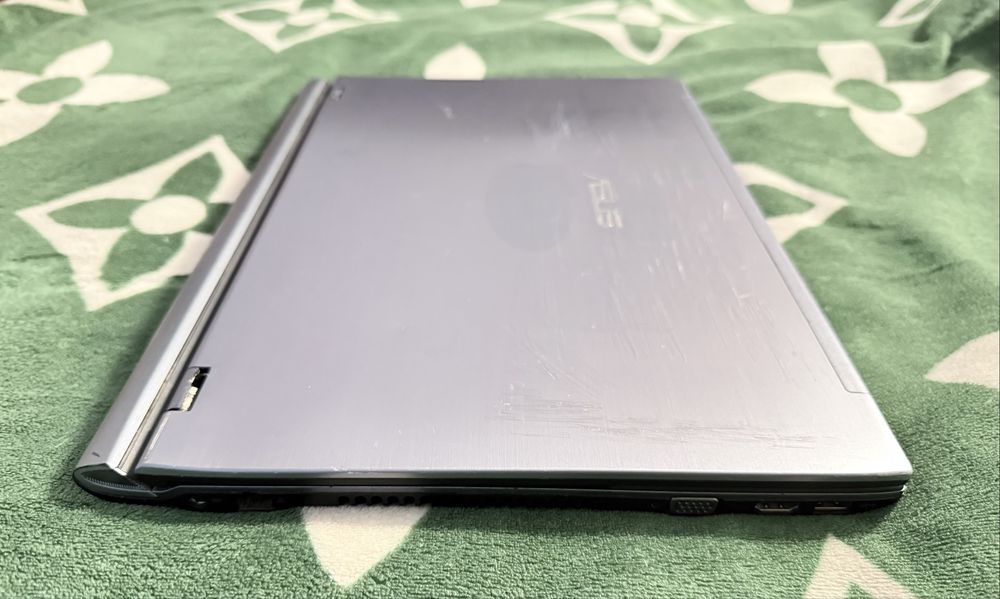 Ноутбук Asus u56e /intel i5/