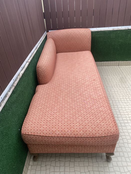 Chaise Longue em tesido/ sofa