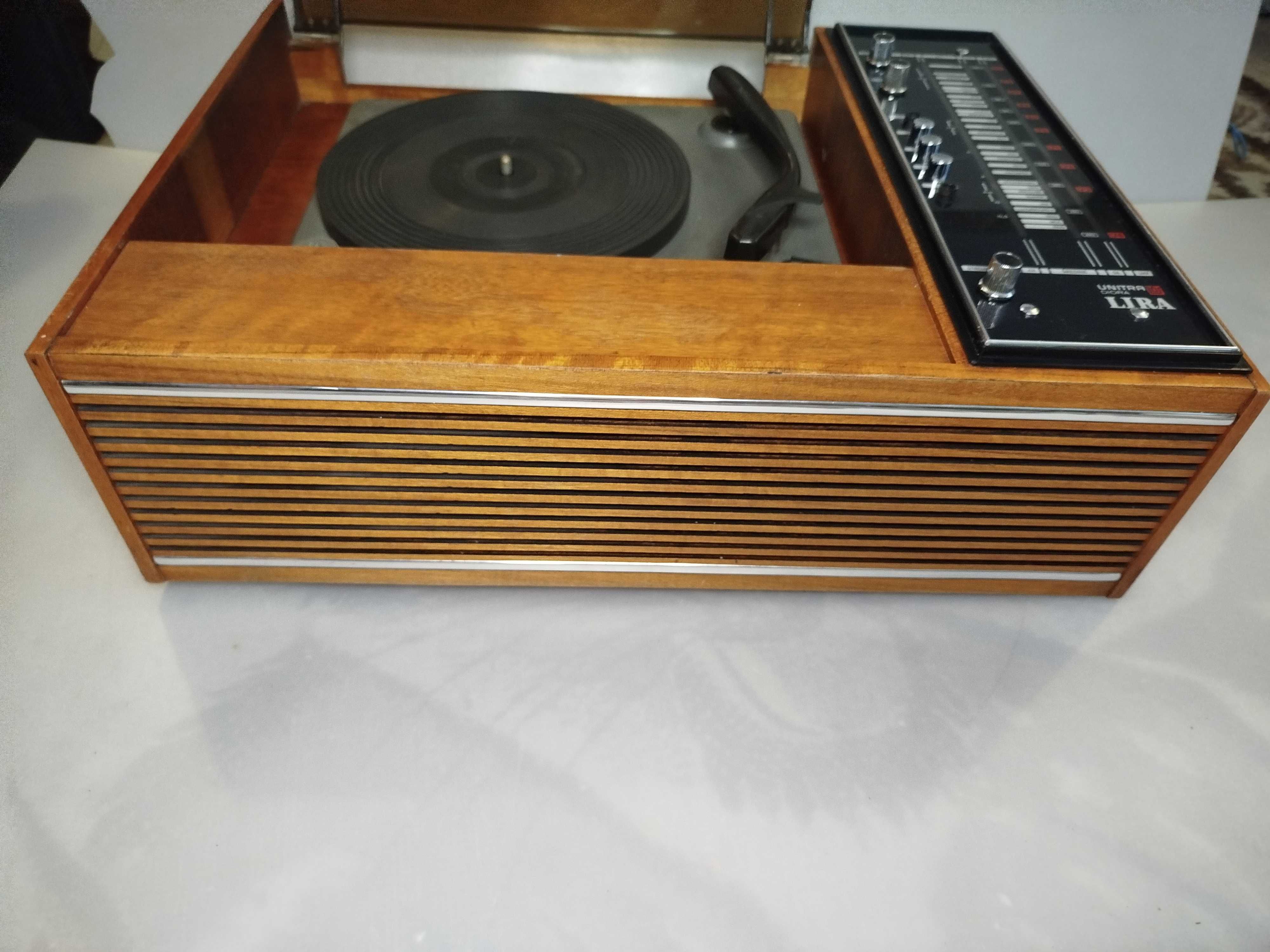 Radio Gramofon Unitra LIRA