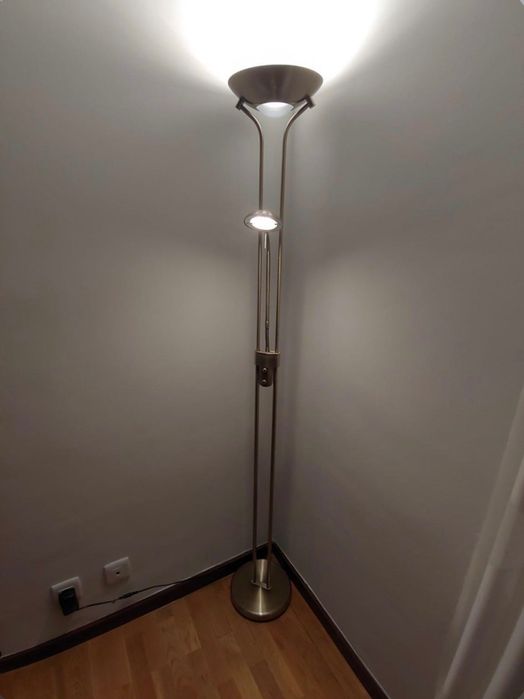Lampa podłogowa halogenowa - złota