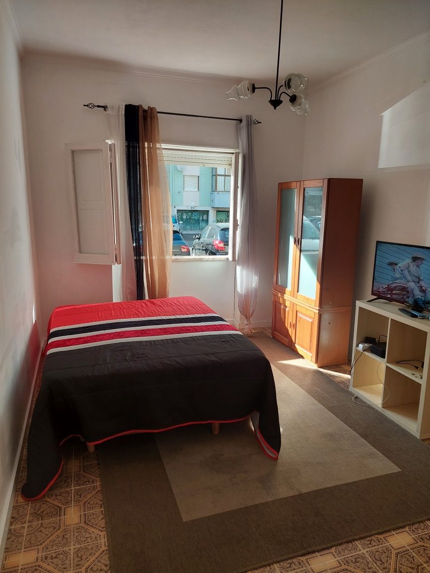 Arrendo Quarto no Barreiro