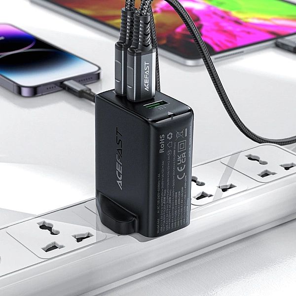 Acefast ładowarka GaN 65W 3 porty (1xUSB, 2xUSB C PD) wtyczka UK biała