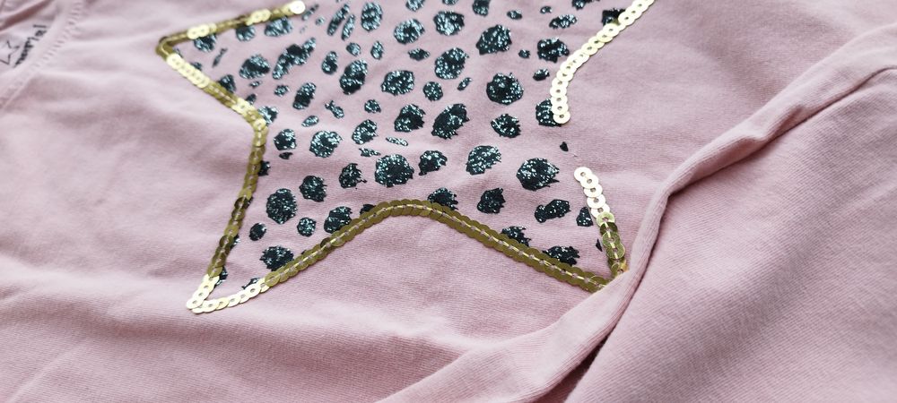 Zestaw koszulek z krótkim rękawem t-shirt paski cekiny królik 134/140