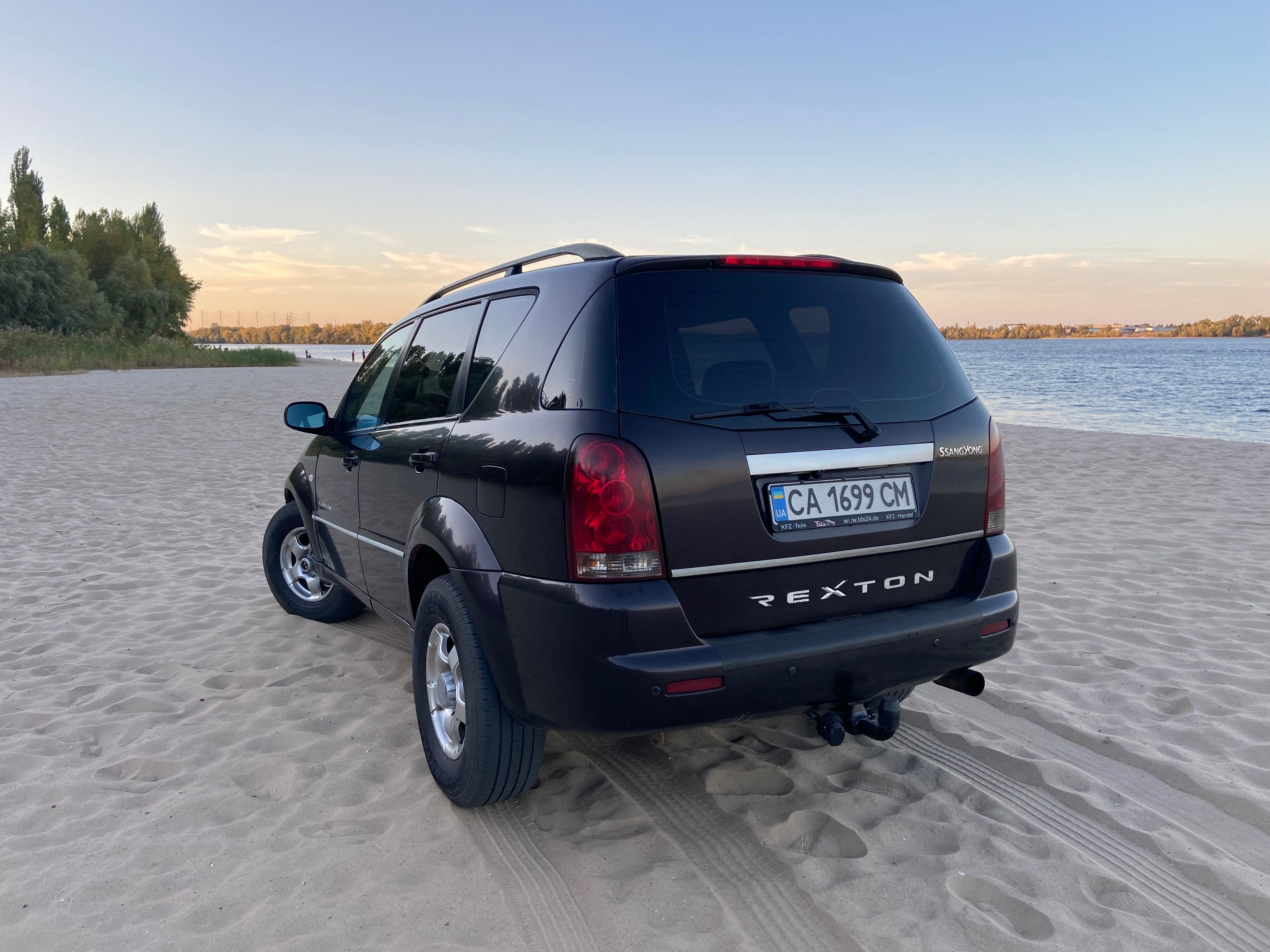 Продам авто Sang Yong Rexton
