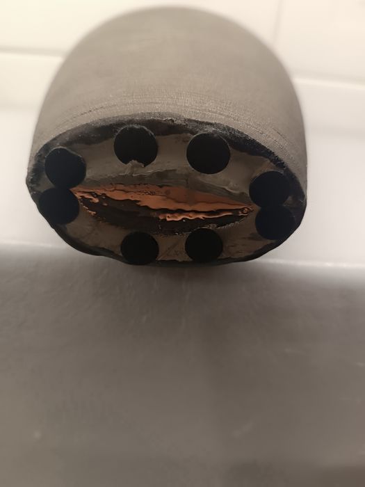 Jarra Alta. Porcelana Moderna. Preta e Cinza