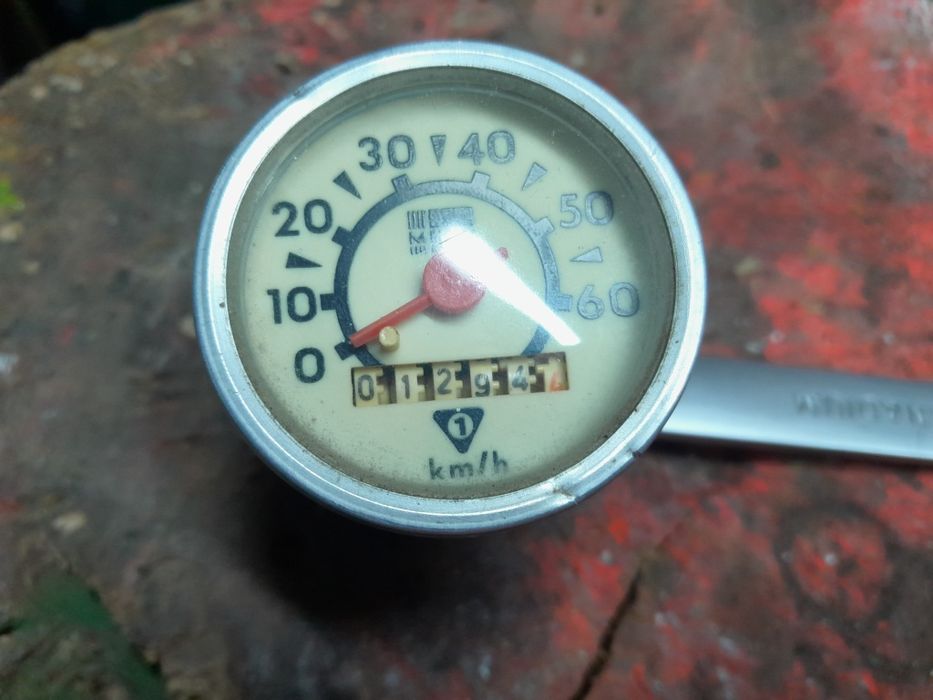 Sprzedam licznik do motorowerów romet