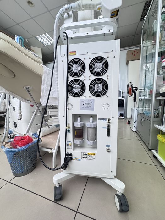 Діодний лазер 808 нм, 1200W / 3000W – працює 24/7
