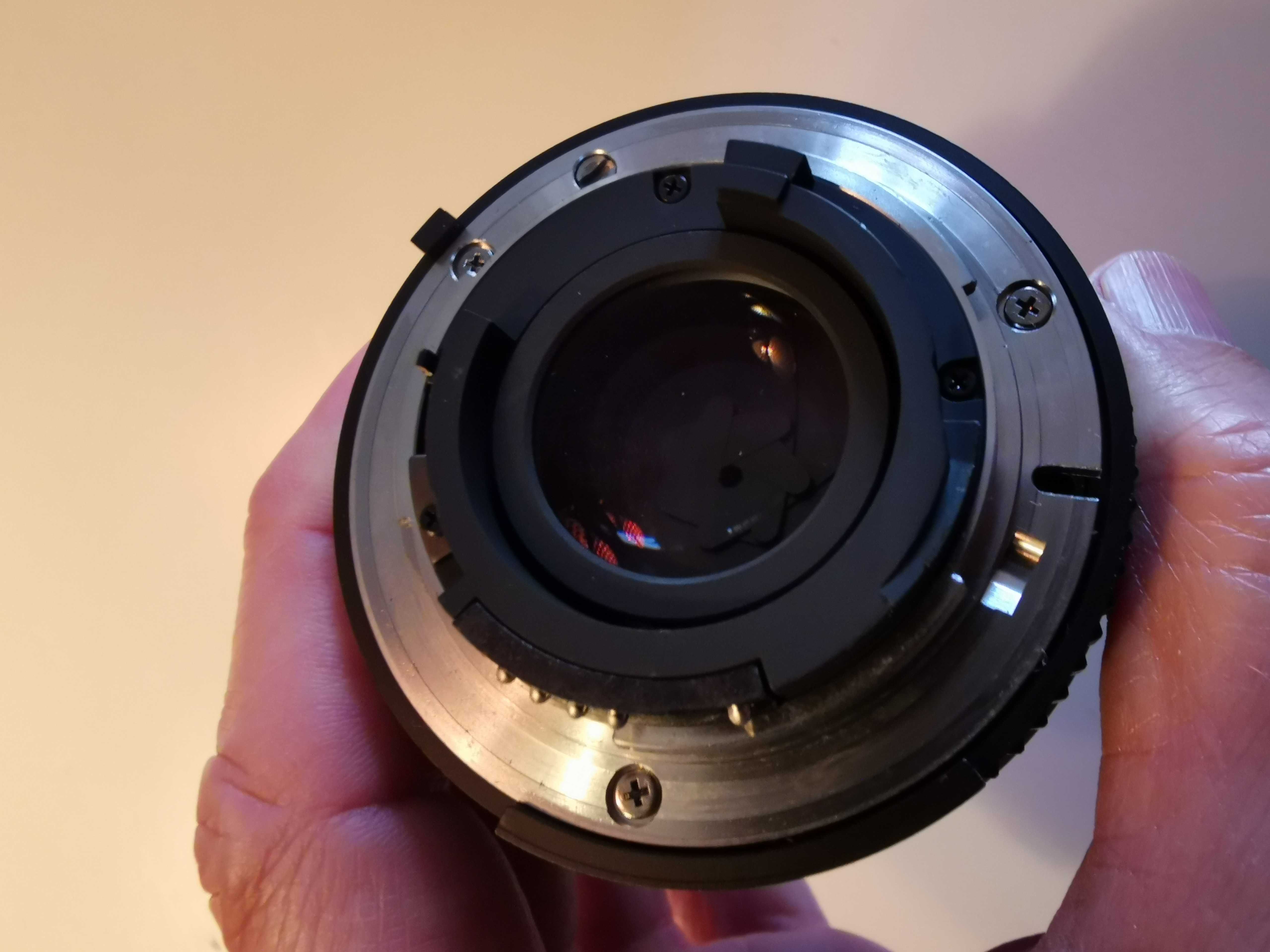 Nikon AF 50mm f/1.8 D