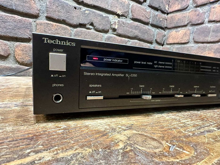 Wzmacniacz Technics SU-Z250