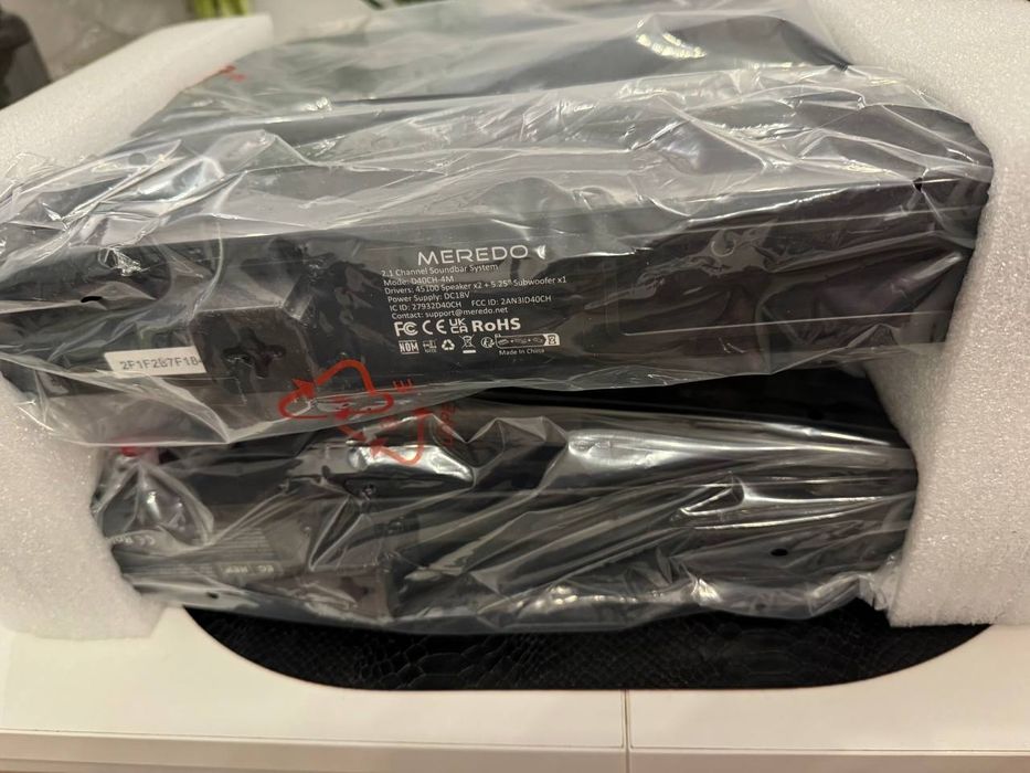 Soundbar z subwooferem.  Meredo