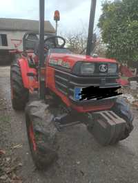 trator kubota  25cv