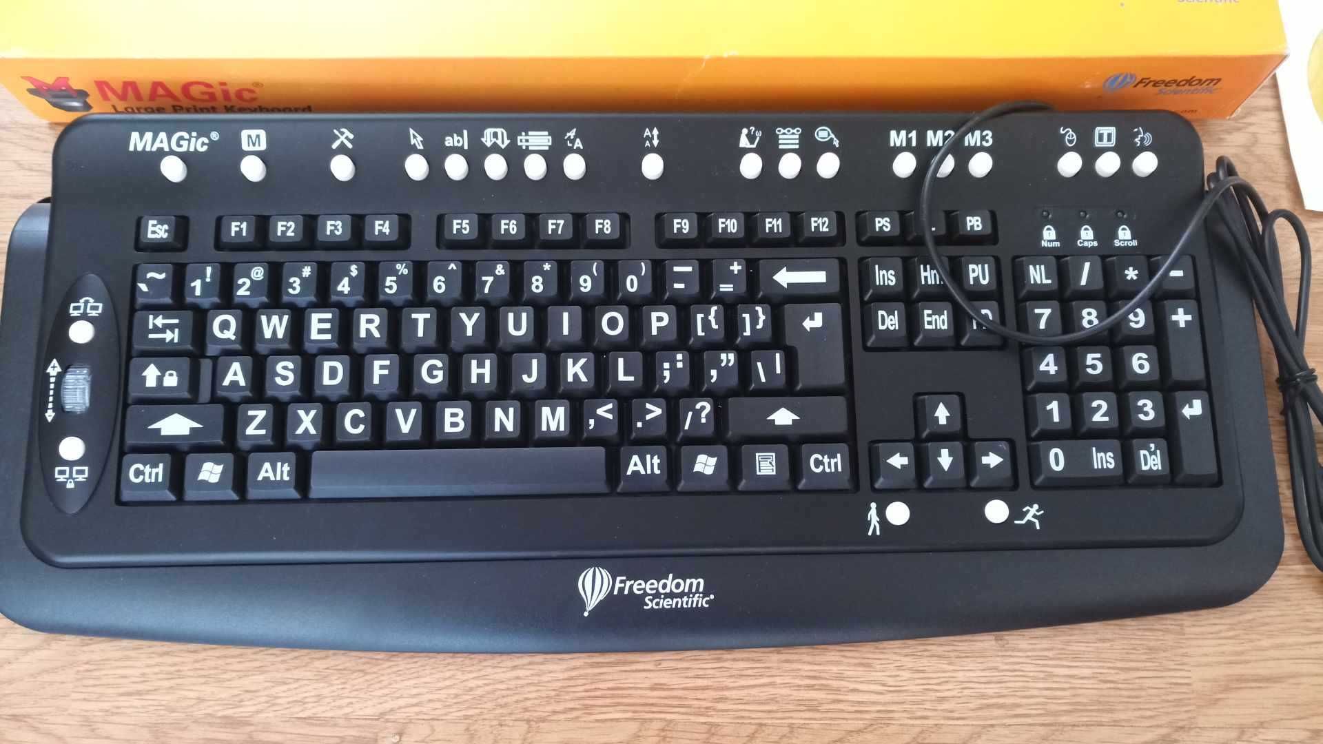 Klawiatura MAGic Large Print Keyboard powiększona dla niepełnosprawnyc