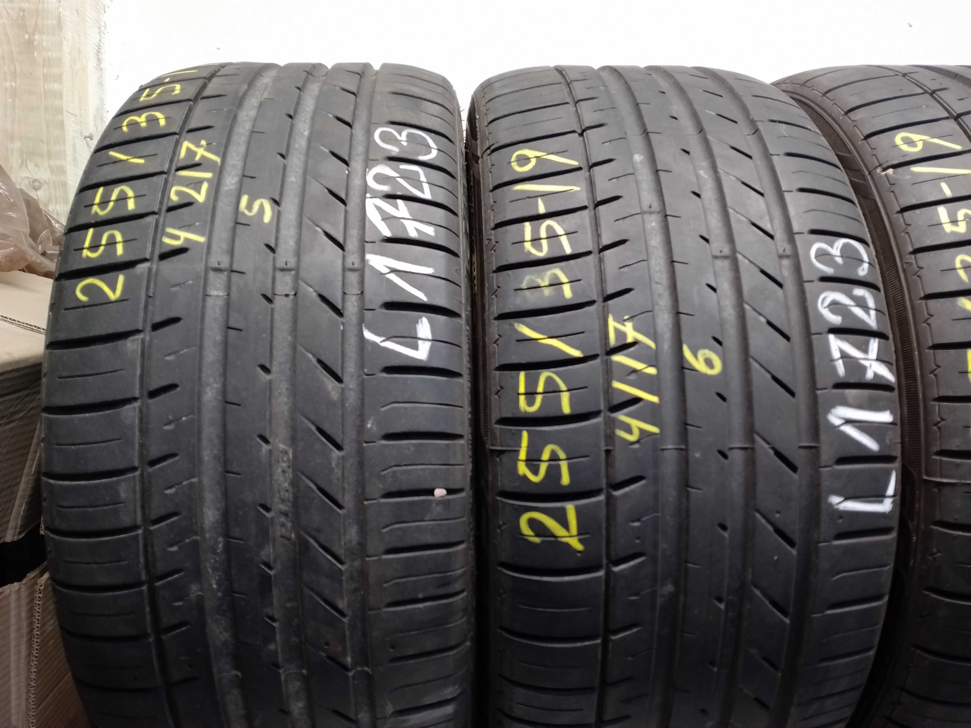 255/35 19 Kumho Ecsta LE Sport 4117/4217 Obrzycko L1723