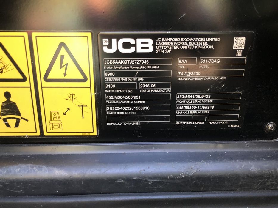 Навантажувач телескопічний JCB