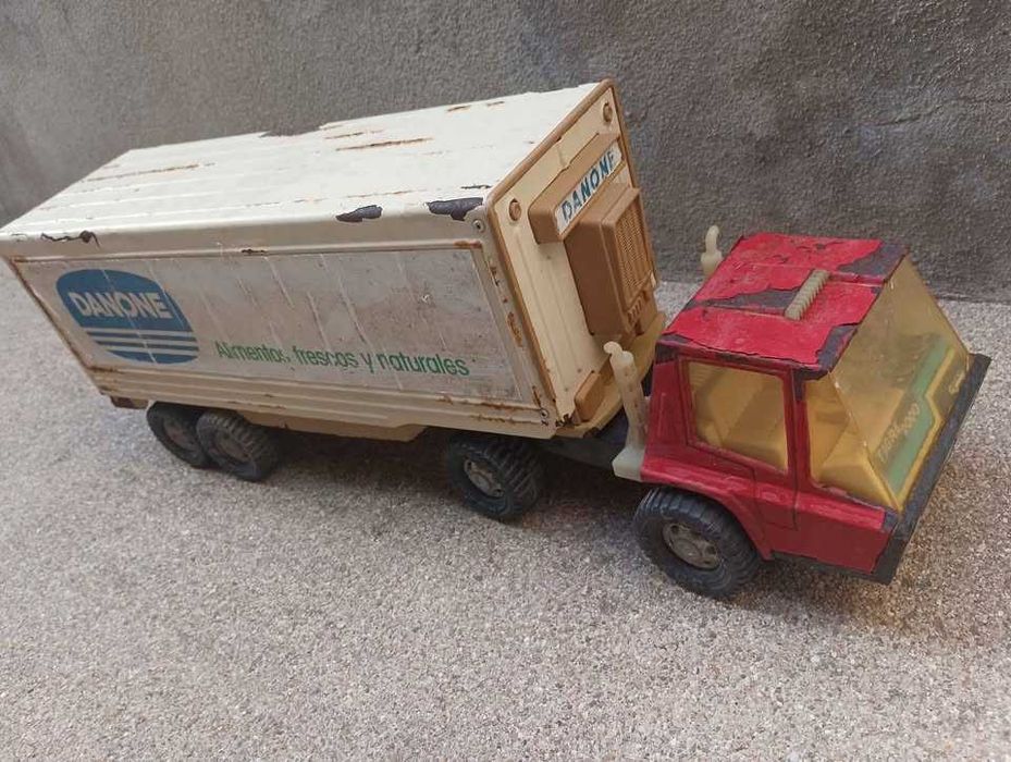 Miniatura Camião frigorífico Danone J. Gozan