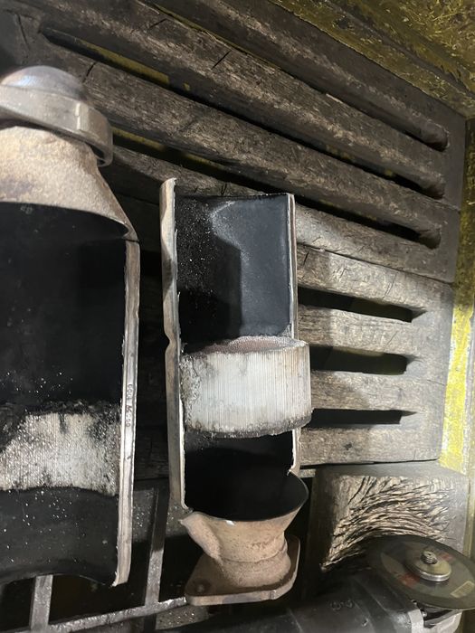 Продати Каталізатор! здати каталізатор!Скупка каталізаторів