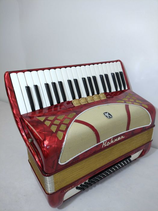 Akordeon Hohner Lucia III, 96 basów ,trzy chóry stan bdb zamiana!!!