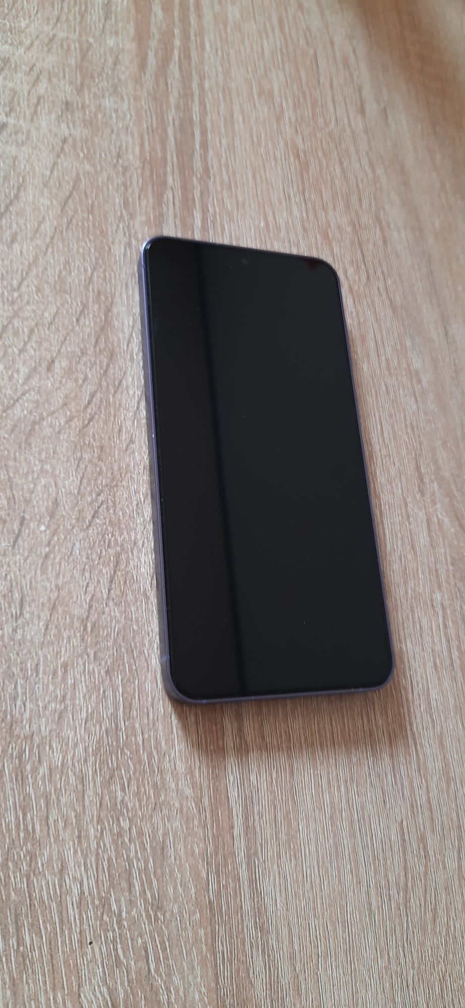 Samsung  s24   8/128