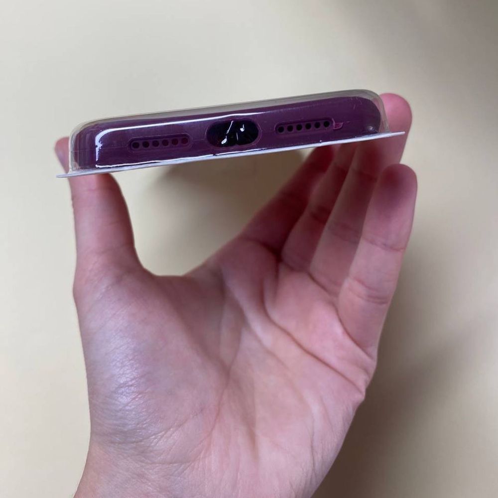 Продам чехол на iPhone 11/11 pro