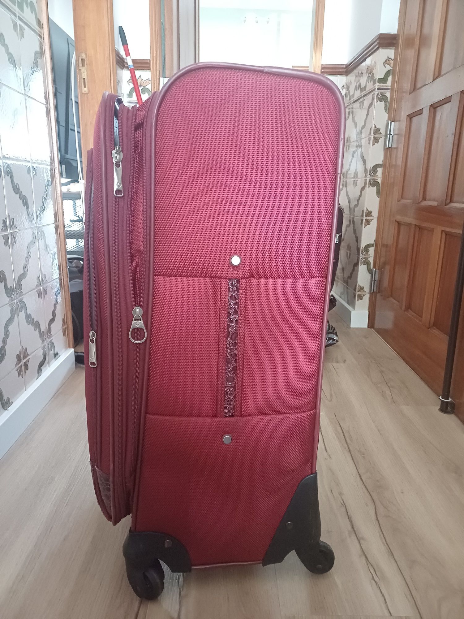 Mala viagem Samsonite bordô