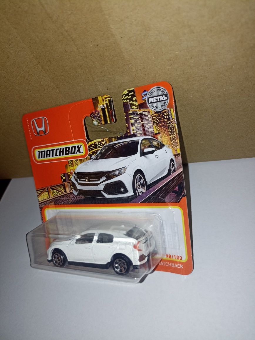 Matchbox Honda Civic Hatchback biała