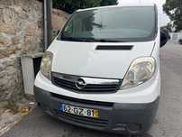 Opel Vivaro 2.0 TDCI (motor danificado)