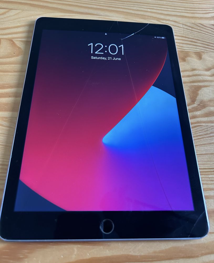 Ipad Air 2 wifi + cellular  128GB - uszkodzony