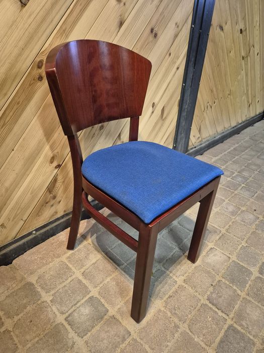 80x Krzesło drewniane FAMEG + stoły | Restauracja | Sala bankietowa |