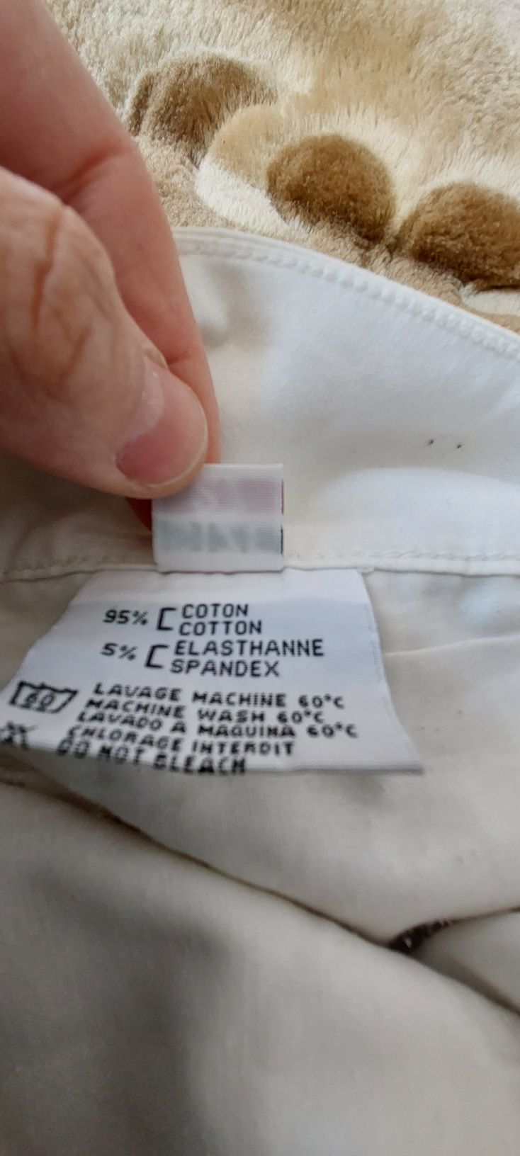 Spodnie z materiału białe rurki M L