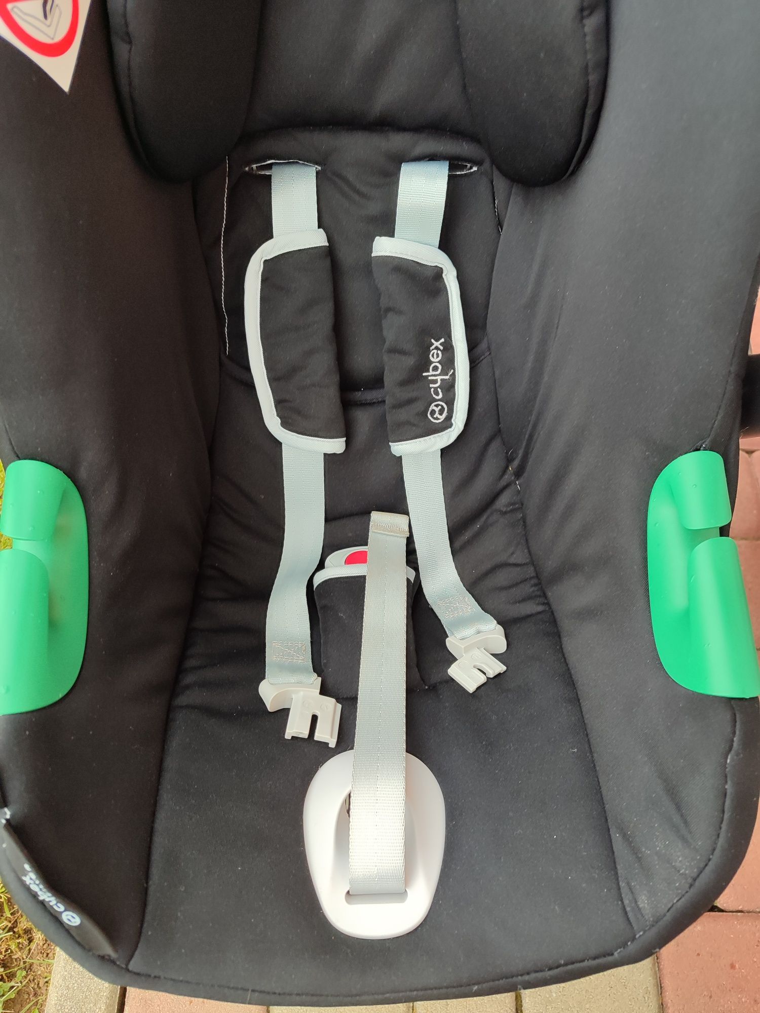 Cybex Aton B2 i-Size + Baza Base One – Zestaw dla Maluszka
