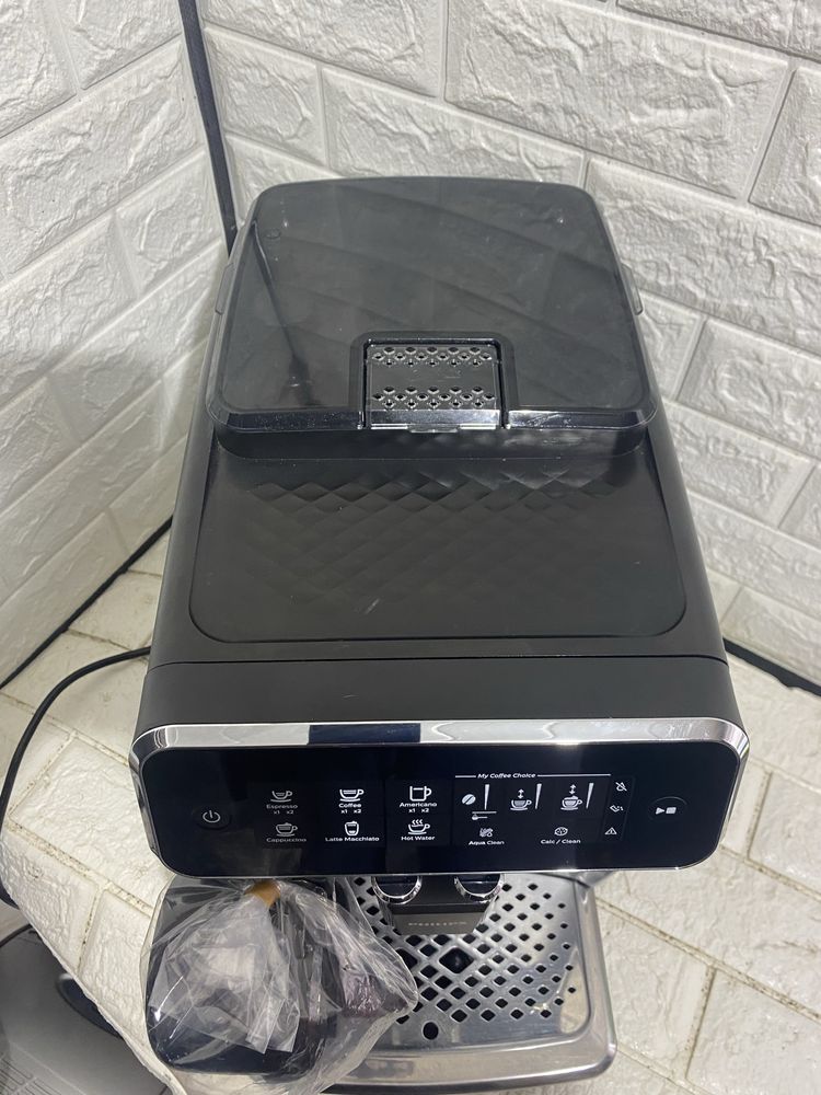 Кавомашина Philips latte Go EP 3246