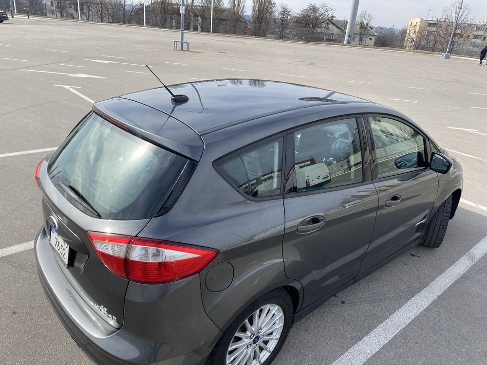 Ford C-max Hybrid 2016  SE Рестайлинг Форд с мах гибрид