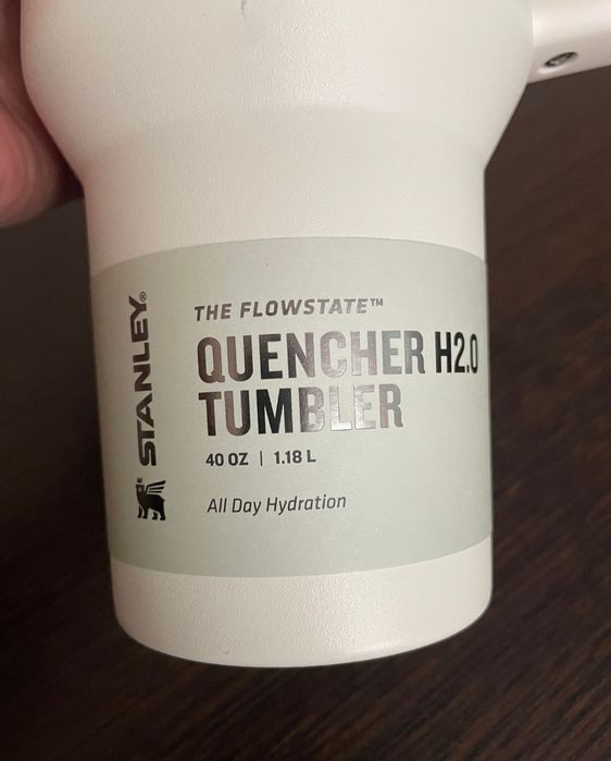 Kubek termiczny Stanley kolor cream 1.18 L nowy nieużywany