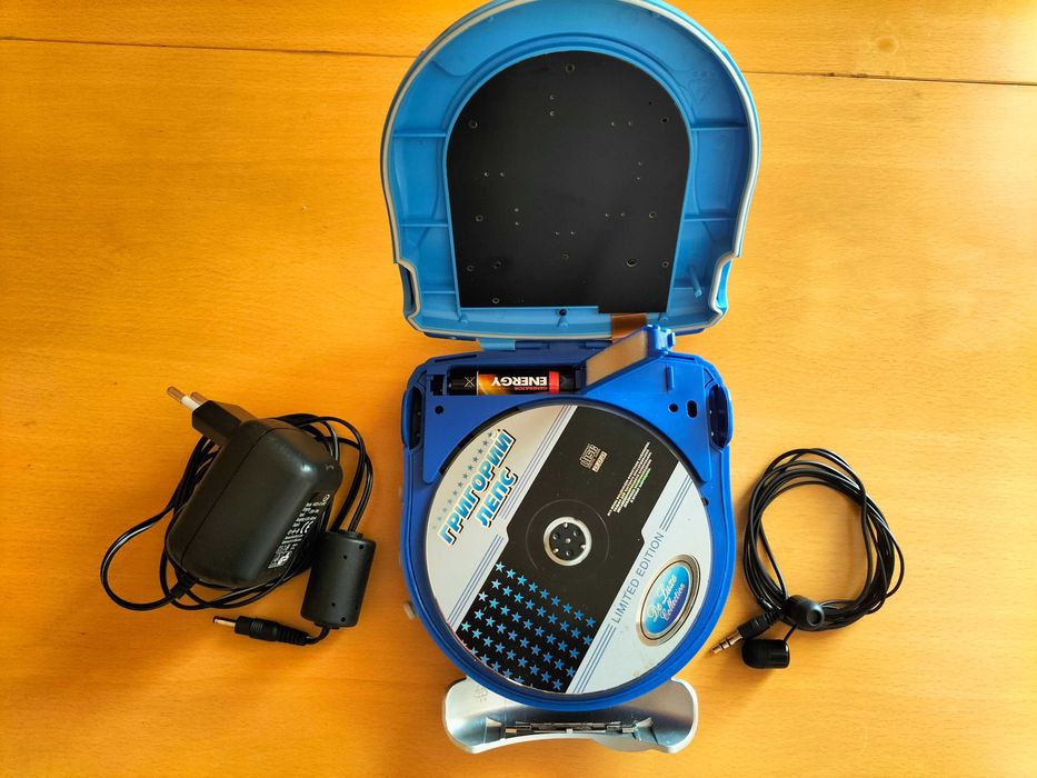 Портативный компактный диско-плеер TCM