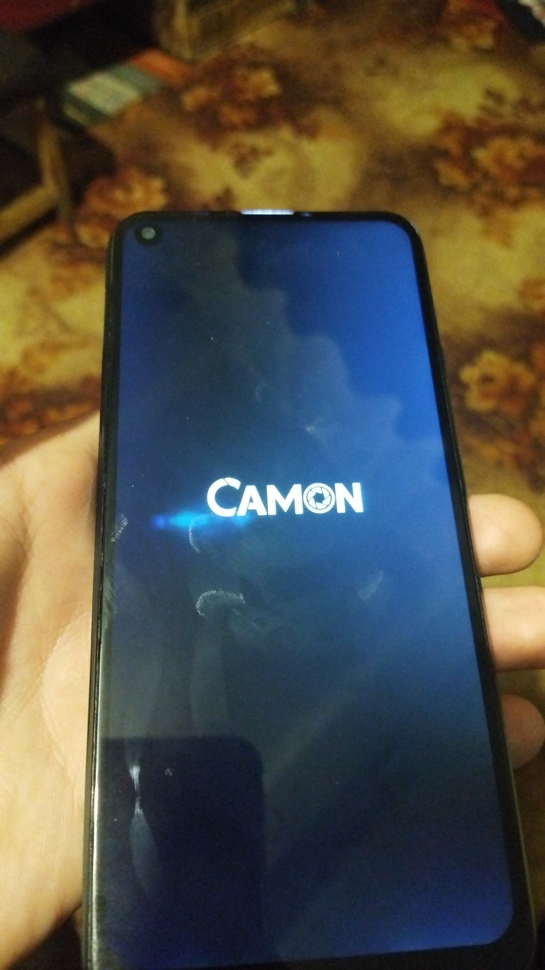 Продам телефон TECNO CAMON 15 4-64 
2000грн
+ Торг