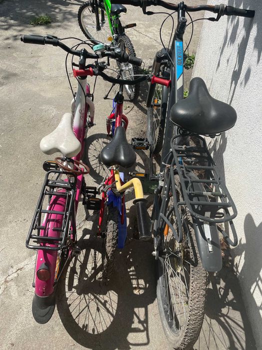 zestaw dwóch używanych rowerków dla dzieci.