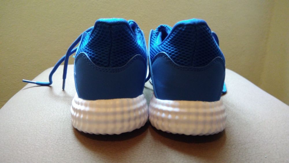 Ténis senhora, 37, novos.