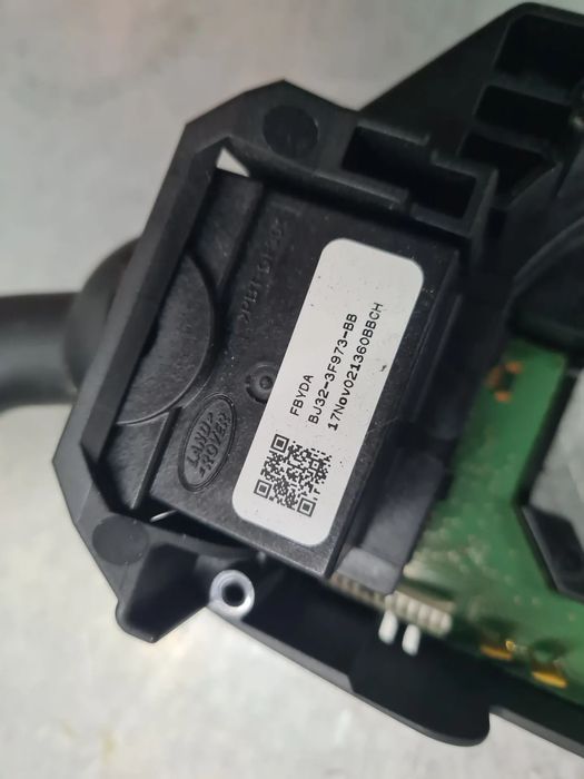 Conjunto / manetes de luzes e limpa vidros JAGUAR F-Pace (X761)